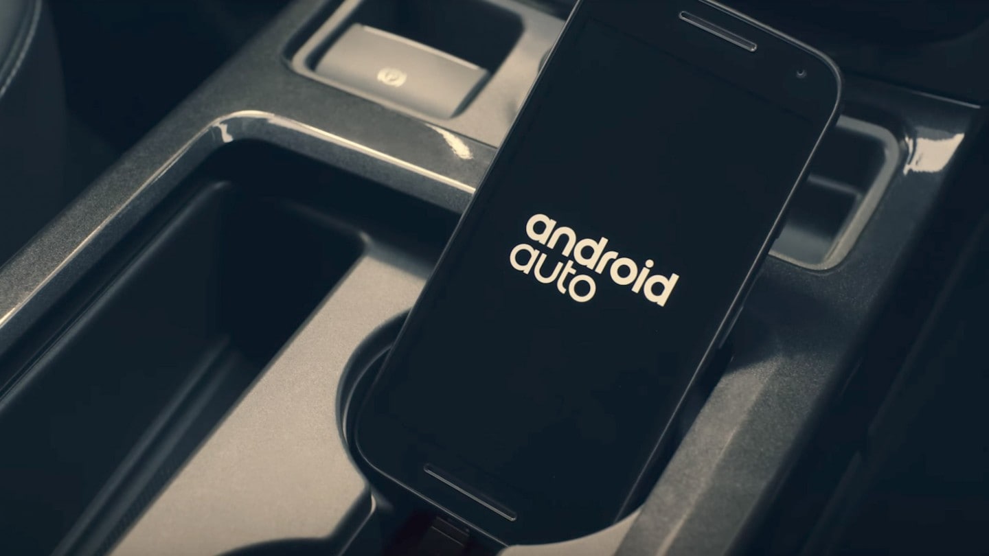 Mobile phone with Android Auto