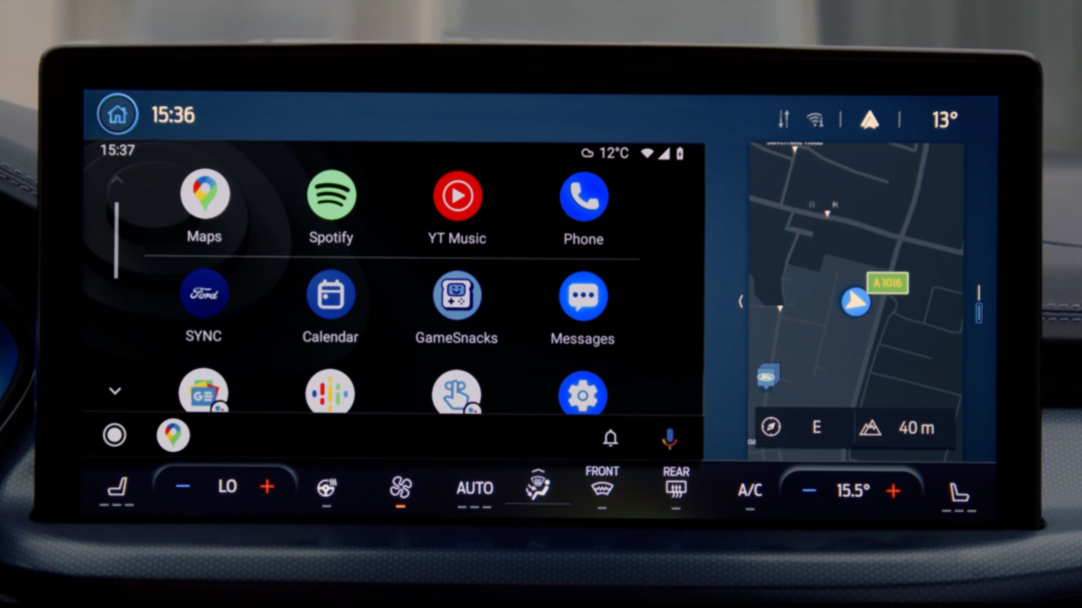 Apple CarPlay™ og Android Auto™ 